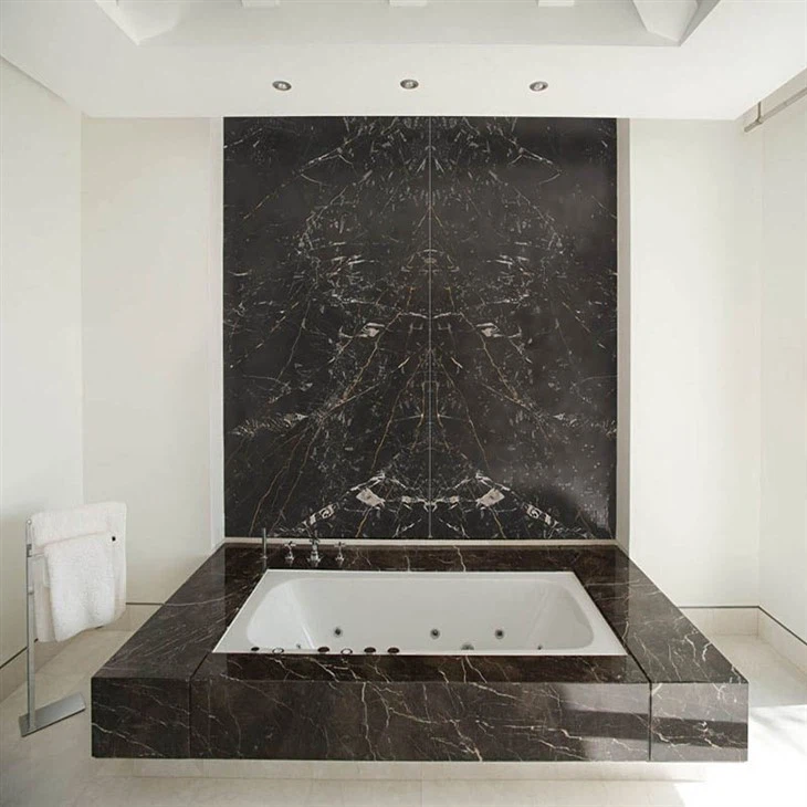 Marmur Saint Laurent